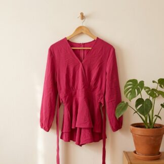 Combishort rouge cache-cœur volants manches bouffantes ceinturé – Taille S – Neuf