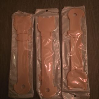 Accueil Lot de 3 cuillères à pâtée chat 2 en 1 – cuillère + pince à sachet